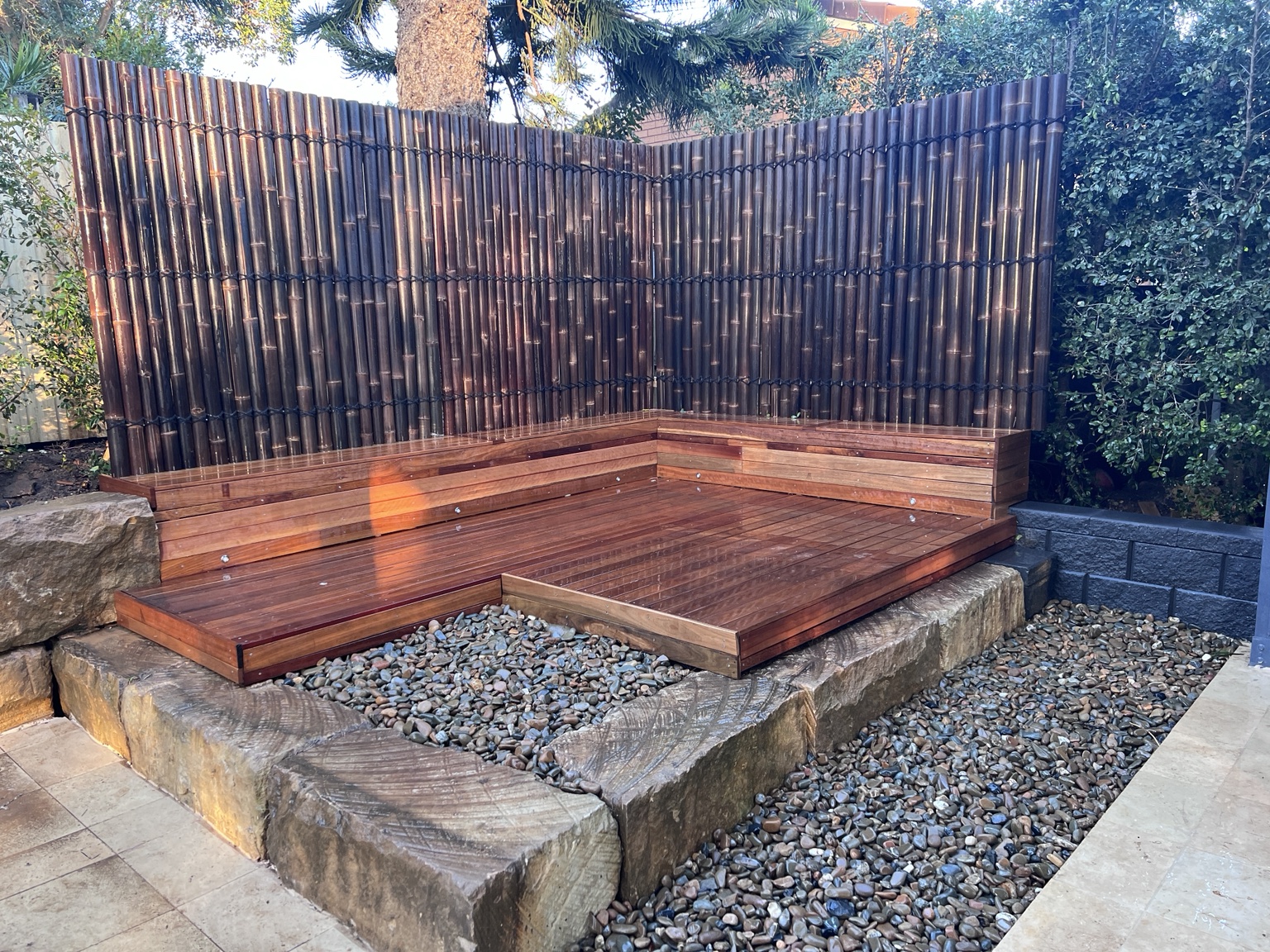 Timber seating & bamboo screening